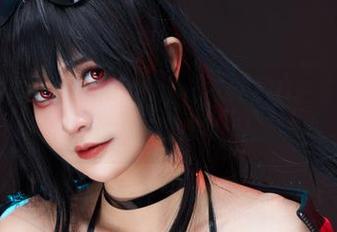Hey，各位！Azami的NitocrisSelfi正等着大家的评论，让我来听听！