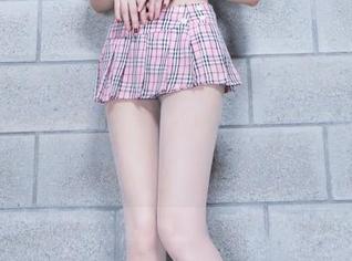 Beautyleg – Una的高清女孩系列，真有种不真实的魔力，眼睛sticky，想停但总是往下滑。