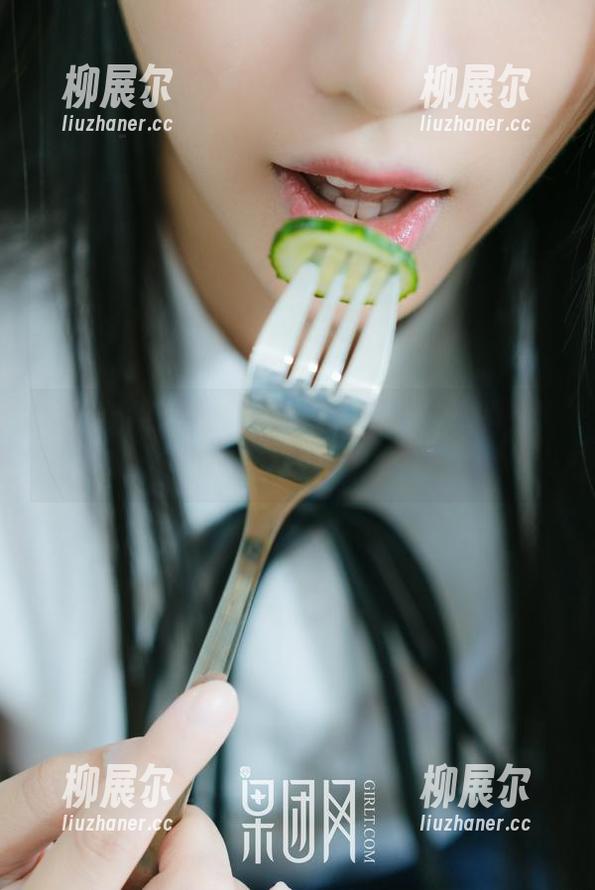 GIRLT果团网 - 高清美脚，张琳熙的腿，你敢不敢直视？