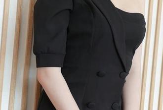 MFStar模范学院 – 昨天看到唐琪儿Beauty的礼服在线写真，脑海里响起了“好想去驻足”的旋律，它会不会变得更美？