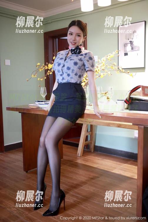 MFStar模范学院 - 写真里面的“小奶瓶呜呜”，红裙拍得精美，但可惜我这眼花，要加个滤镜。