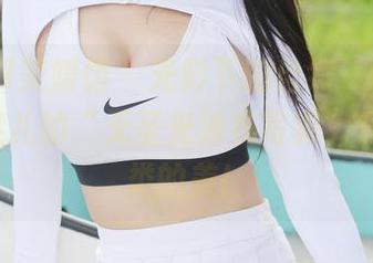 MyGirl美媛馆 – 光影下的自然，vetiver嘉宝贝儿的“无圣光泳衣写真”竟是种另类的美！
