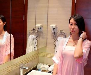 PANS – 糊糊在办公室，作品背后的偷偷摸摸