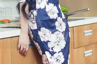 TouTiao头条女神 – 不知是不是甜心的错觉，神琦泽步的照片让我的腿都软了。