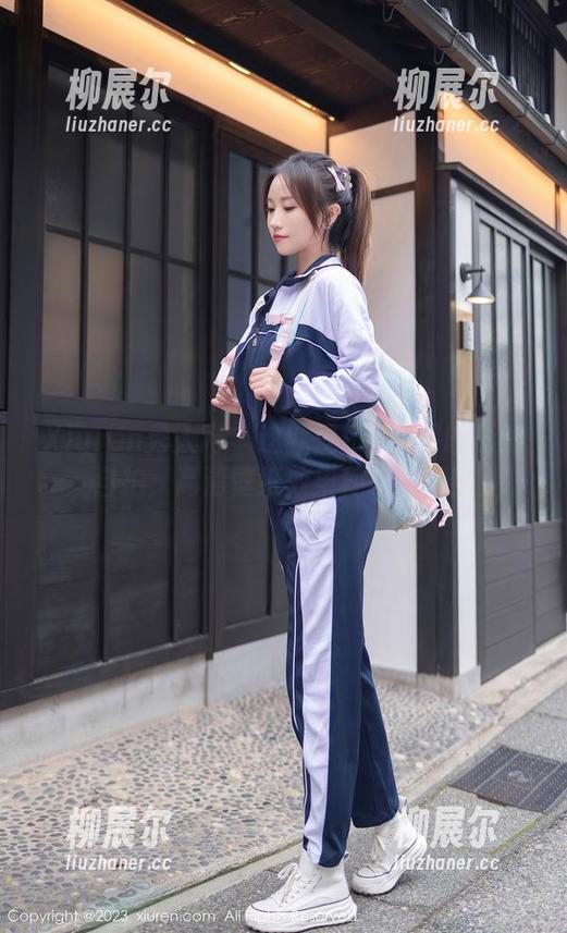 Xiuren秀人网-Elise谭晓彤 Xiuren秀人网 - 这就是Elise谭晓彤的自拍,高清壁纸效果秒杀一切!