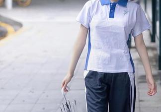 Xiuren秀人网 – 在线看到丁筱南的白色图片，脑子里满是“我能不能也试试在雪地里打滚？”的冲动。