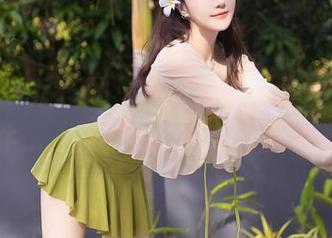 Xiuren秀人网 – 李雅柔来了，图包里的奶牛……潜伏着不为人知的故事。