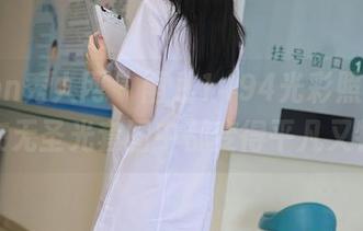 Xiuren秀人网 – 雨儿1494光彩照人，但一切在无圣光套图中都变得平凡又特别。