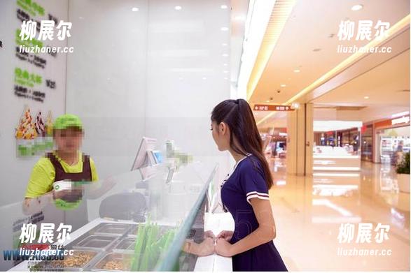 aiss - 欣杨的女仆写真，瞧瞧这身姿，恍如走出话本一样。