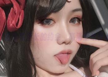 一笑芳香沁与学长的约会，高清壁纸我就想要