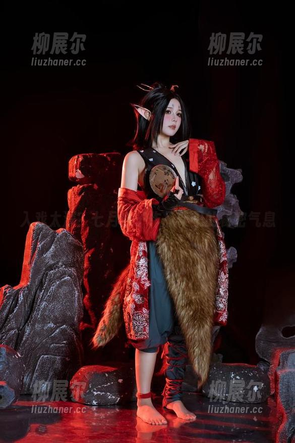 七月喵子 入戏太深?七月喵子作品集里的秘密气息