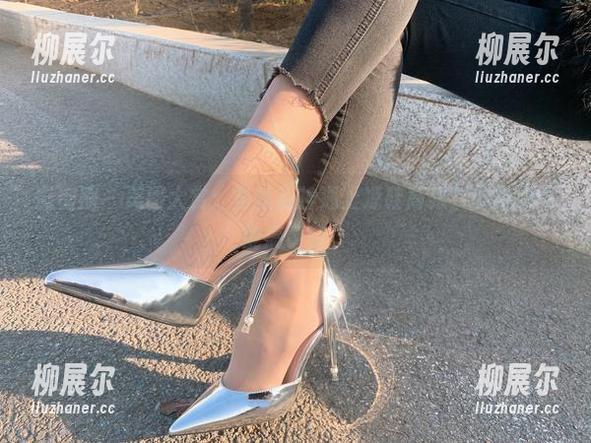 微密圈 - 美图大赏：当丝月神遇上凉鞋高跟，小船袜也能搞事情！