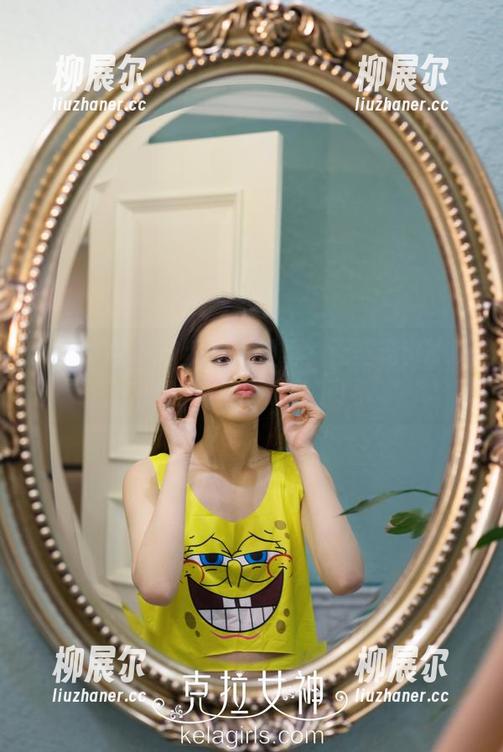 克拉女神 - 汐汐的美脚秀，无圣光也能辣眼睛—美图请收下！
