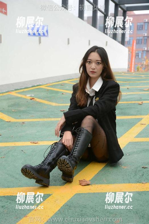 初夏女神 - 图片分享：安妮的灰丝，抓住我的眼球了，真会玩！