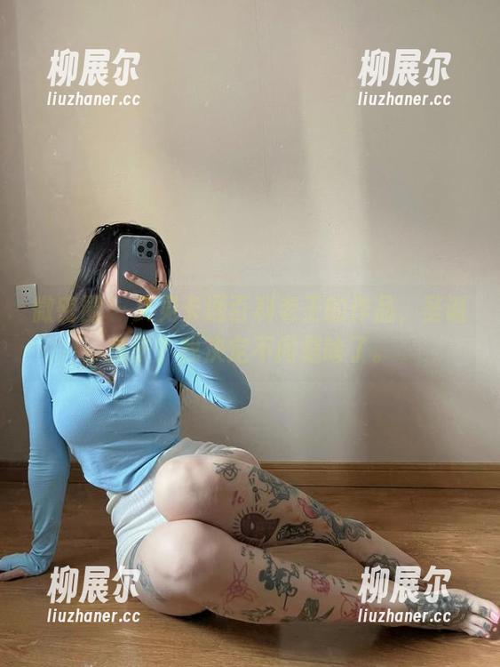 卡通百科老王 微密圈 - 又见卡通百科老王的作品,圣诞兔子?我决定不问是啥了。