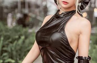 面对只是简言的兔女郎图册，我只想问：这能叫“兔”吗？