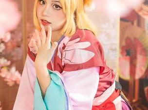 居家好时光，喵喵的喵吖写真作品让宅斗争无可奈何