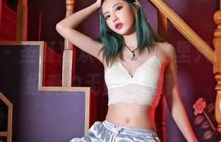 嗲囡囡 – 圣诞狂欢？不，这里只有gary维爱的无圣光日常。