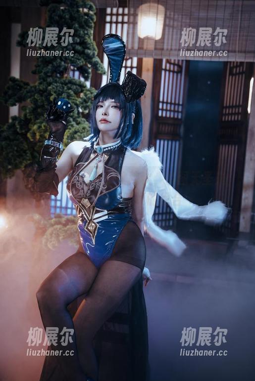 黄色连衣裙与夏小秋秋秋，套图无圣光，一个惹火辣眼的组合