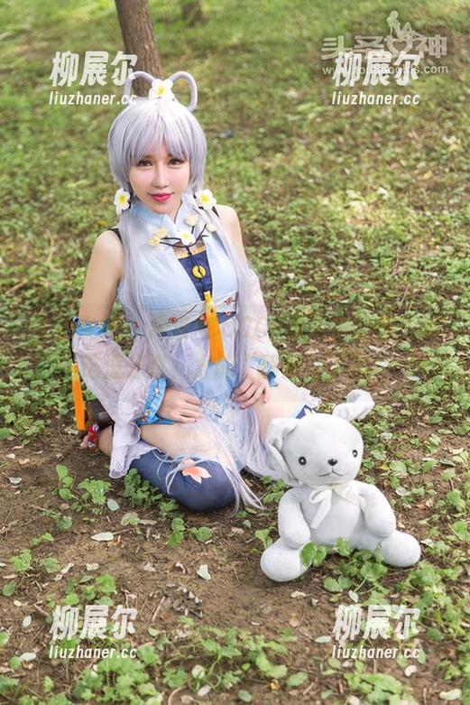 头条女神 - 冲浪+COCO=泳装作品集；我这波分享，太能“翻浪”了吧！