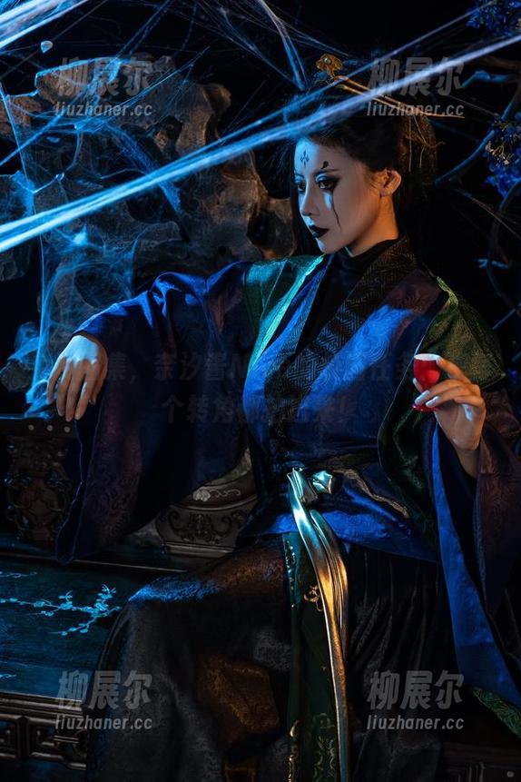 免费图集，奈汐酱Nice的校园任务：把每个转角都拍进来！