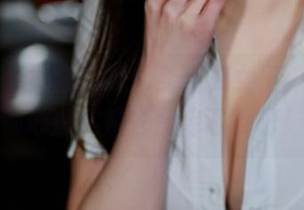 微密圈 – 奶宝妹纸化身皮衣女王，不上传都心虚，快去图库下载吧！