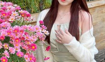 黑色cos不只是衣服，宝儿mysterial的图包更像是一种态度，来吧，加入这队伍吧！