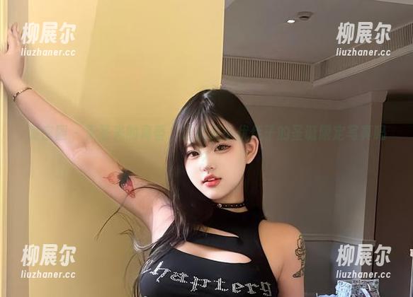 小优优子 微密圈 - 无圣光的真香,这就是小优优子的圣诞限定写真吗?