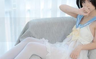 少女秩序 – 分享这套晞可的水手服图包，能不能抹去每天的糟心？有那么点希望呢。