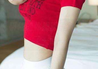 尤果网 – 研依的体操服美图，不小心偷瞄了一眼…