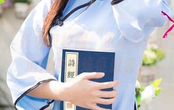 尤果网 – 齐贝贝校服，资源多得让我秒变选择性困难症患者。
