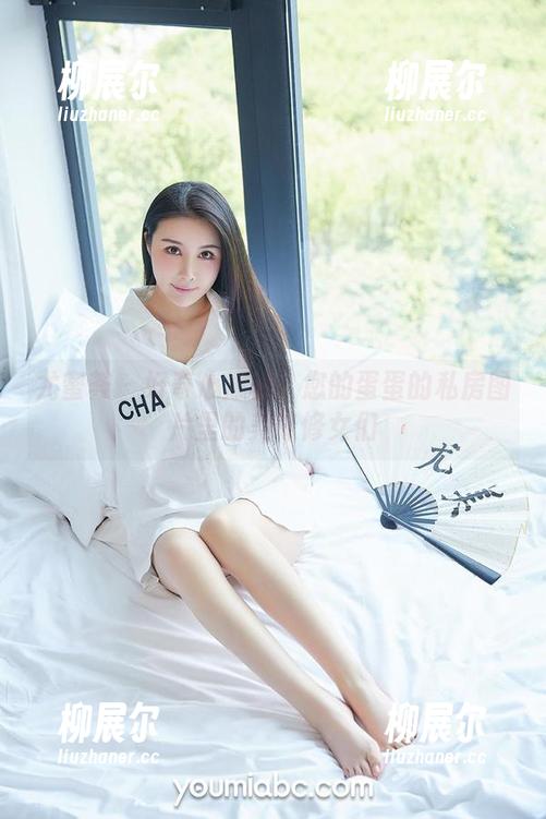 尤蜜荟 - 好奇心爆棚：您的蛋蛋的私房图片里的美味修女们