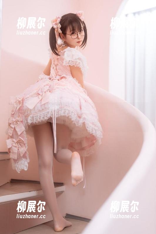 周末出游？不要忘了下载幼水铃衣的cos，玩得不亦乐乎也要丢个自拍！