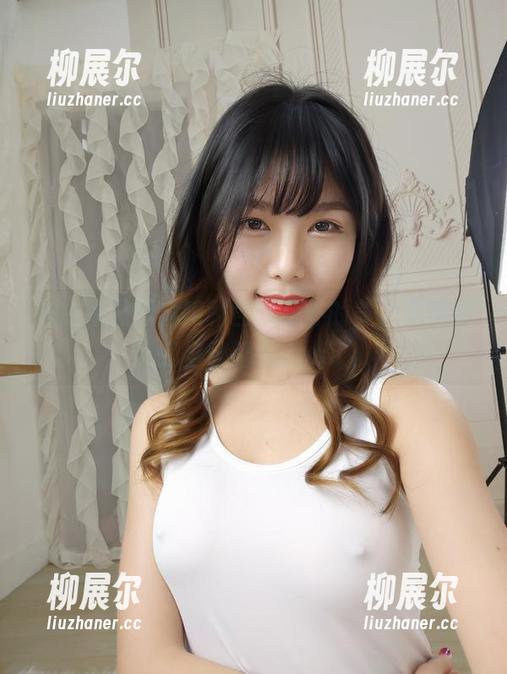 当白裙遇到抖娘利世，意外的美，看着看着我自己都想Cos了。