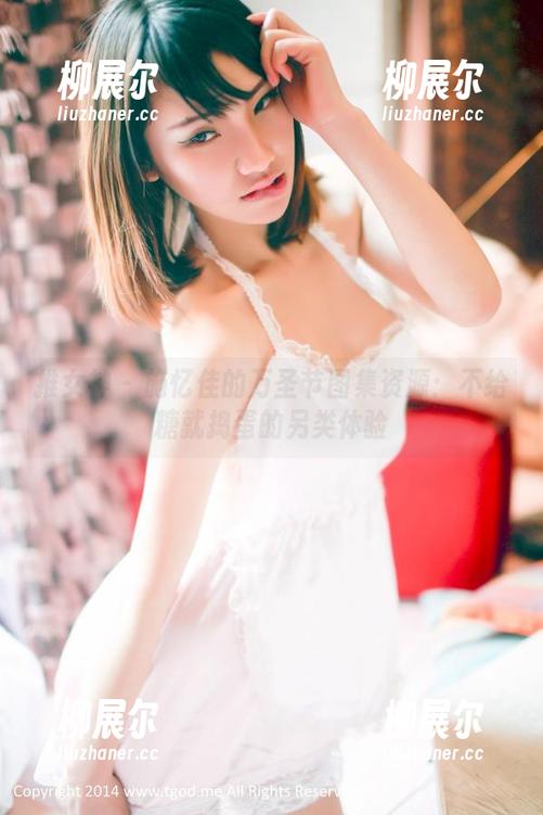 推女神 - 施忆佳的万圣节图集资源：不给糖就捣蛋的另类体验