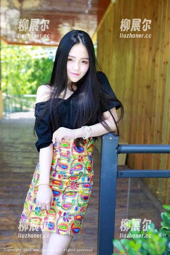 推女神 - 歆小兔chobits这件连衣裙，高清作品展现得刚刚好。