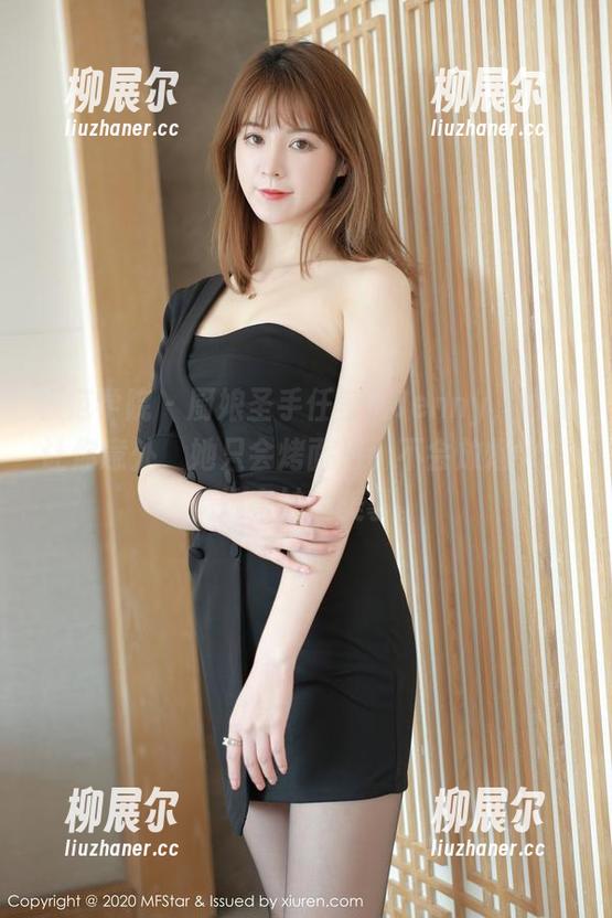 模范学院 - 厨娘圣手任莹樱Jenny，图集让你意外，她只会烤面包，不会放烟火！精选奇妙的美事。