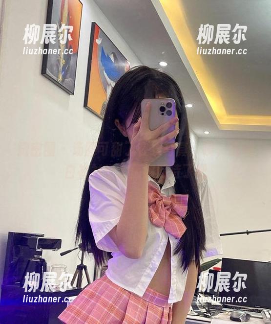 微密圈 - 汤圆可甜了在线写真：咦，这种白衬衫也太值得期待了吧