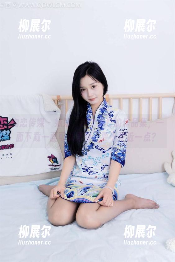 物恋传媒 - 妹妹，这个小竹的作品集，一面下载一面可以思考：要不要近一点？