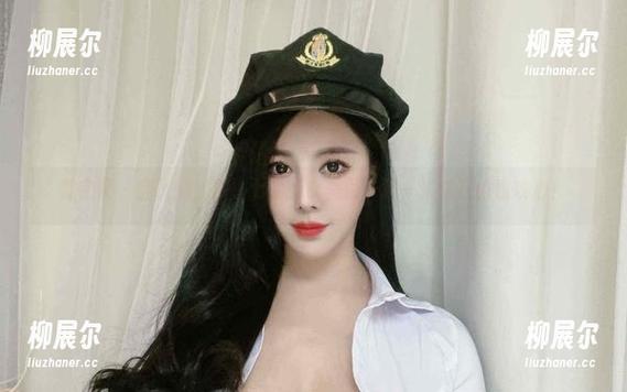 微密圈 - 翻了翻，猪小七的少女美图，每一张都在偷偷攻心！