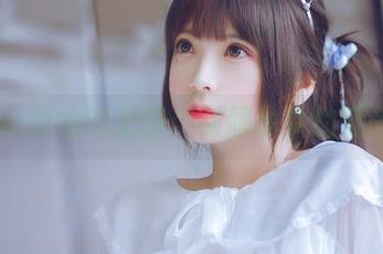 疯猫ss和她的美图：制服少女的意外时刻