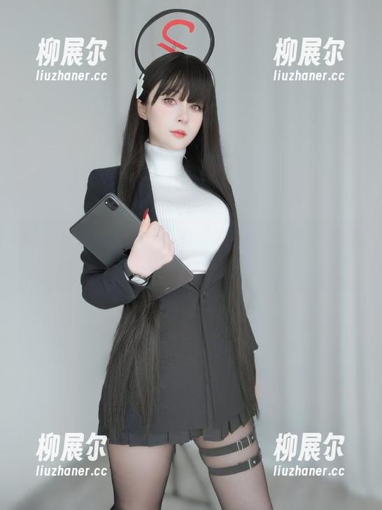 白银81 探讨白银81的高清透明制服,这种分享是种怎样的勇气。