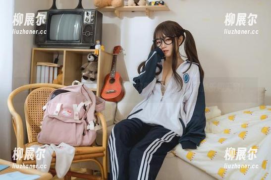 壁纸制作小课堂——神沢永莉带你新年好呀，设计的乐趣无穷！