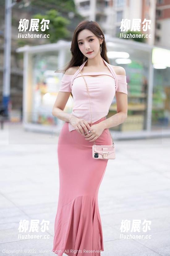 秀人网 - 别被病号迷住，卓君Jeanes护士私拍有些日常情趣