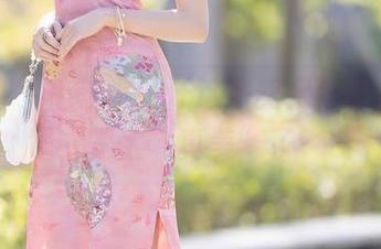 秀人网 – 稍等，汁汁这波美足分享，实在是太“真美”了