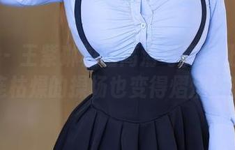 秀人网 – 王紫琳校园高清写真催化的回忆，连枯燥的操场也变得熠熠生辉了