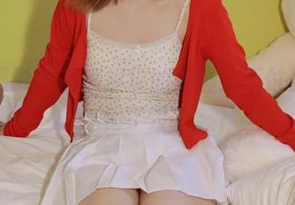 绮梦摄影 – 阿琳展现的美脚，不付费你后悔了没？