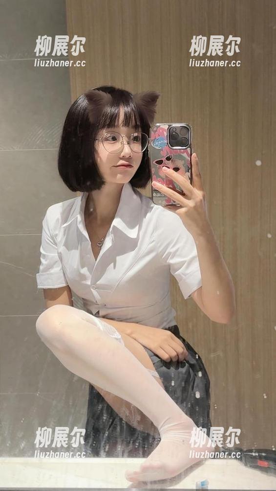 微密圈 - 胜利的小生活的图包，白丝和蝴蝶真是天生搭档！
