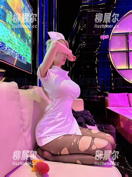 微密圈 - 脸红Dearie的婚纱写真，套图里的奇观让人目不暇接！