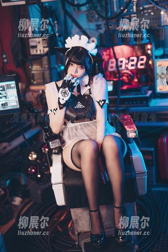 免费写真时间：落落Raku的修女与魔鬼，魔鬼也有他的苦衷？